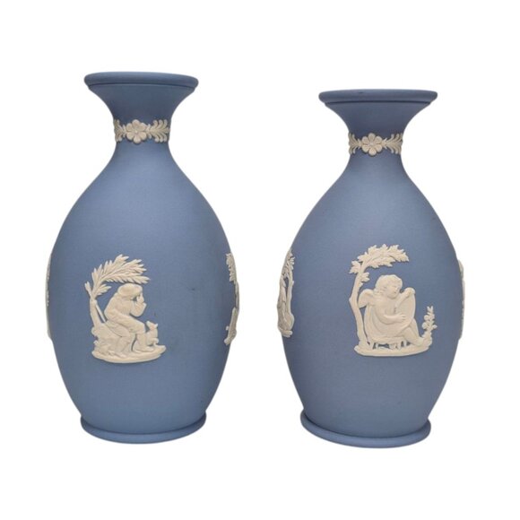 Vtg Wedgewood Jasperware Vase LOT OF 2 Blue Neoclassical Raised Relief Design - Picture 1 of 16